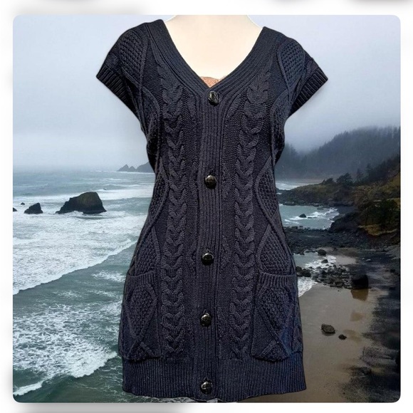 Paul Jones Sweaters - Women's V-Neck Cable Knit Sweater - Black